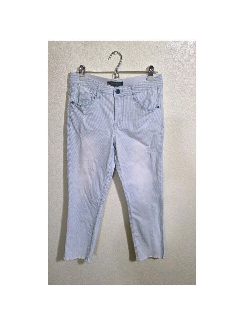 Wit & Wisdom Blue And White Pinstripe Slimming Jeans Cut Off Pants Women's 6